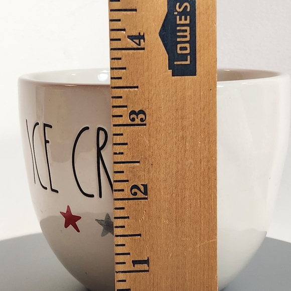 Rae Dunn's Ice Cream Bowl - Picture 4 of 7